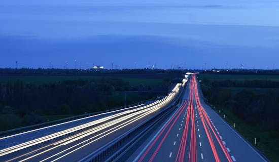 高速公路上遇到车故障怎么办